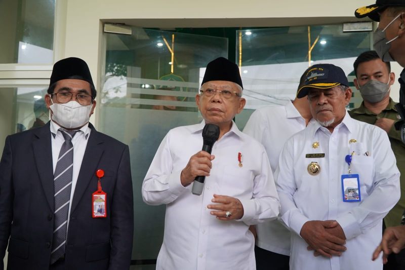 Wapres katakan Pemerintah siapkan langkah-langkah masuki endemi COVID-19 Wapres katakan Pemerintah siapkan langkah-langkah masuki endemi COVID-19