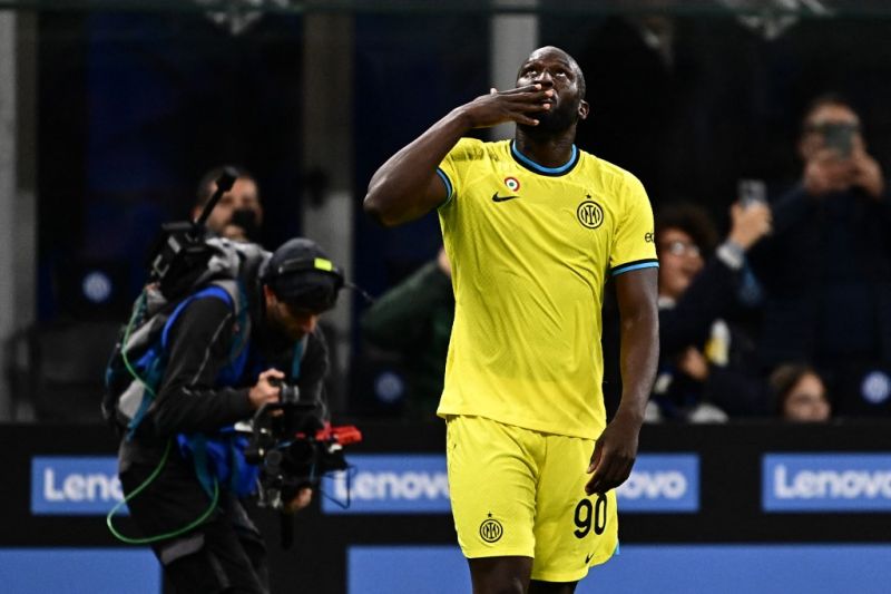 Inter terus bersaing amankan empat besar usai menang 4-2 atas Sassuolo Inter terus bersaing amankan empat besar usai menang 4-2 atas Sassuolo
