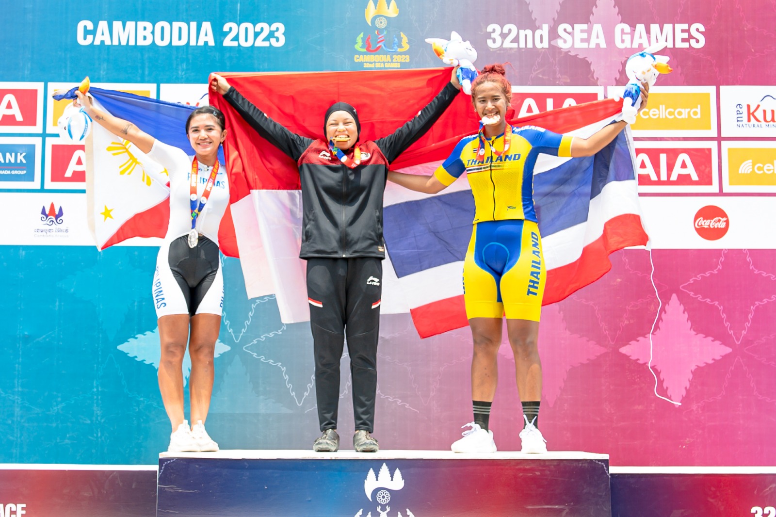 Balap sepeda MTB Indonesia lampaui target emas di SEA Games Kamboja Balap sepeda MTB Indonesia lampaui target emas di SEA Games Kamboja