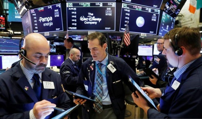 Wall Street ditutup beragam di tengah reli saham teknologi