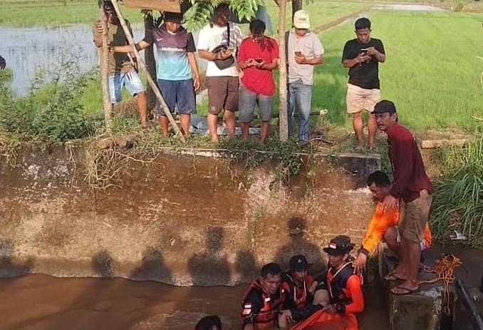 Bilas usai mandi di laut, seorang bocah di Jepara tenggelam