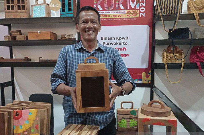 Kerajinan limbah kayu asal Purbalingga bidik pasar ekspor
