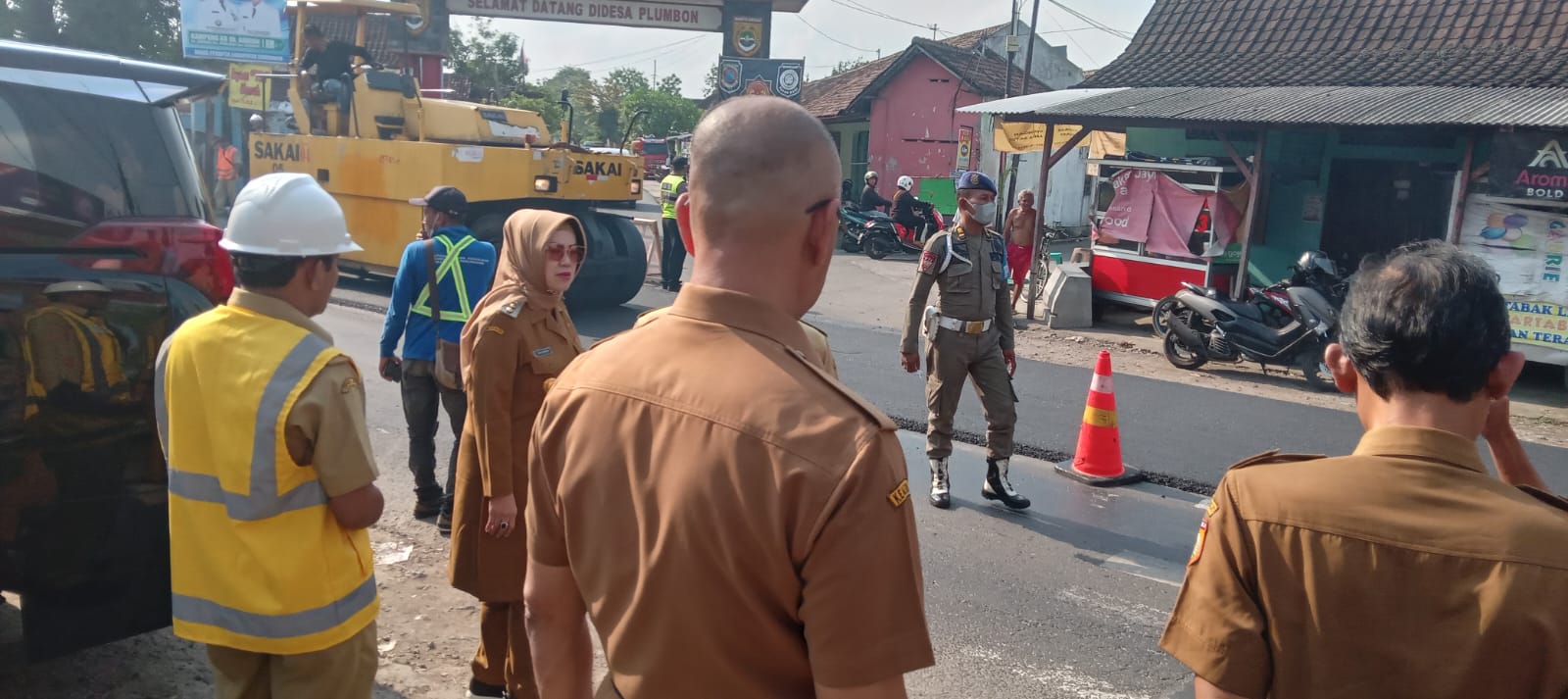Intensitas hujan mereda, Pemkab Sukoharjo mulai perbaiki 11 ruas jalan rusak Intensitas hujan mereda, Pemkab Sukoharjo mulai perbaiki 11 ruas jalan rusak