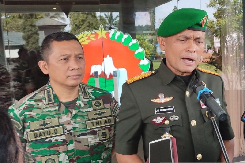 Empat pekerja pembangunan BTS disandera KKB di Okbibab Empat pekerja pembangunan BTS disandera KKB di Okbibab