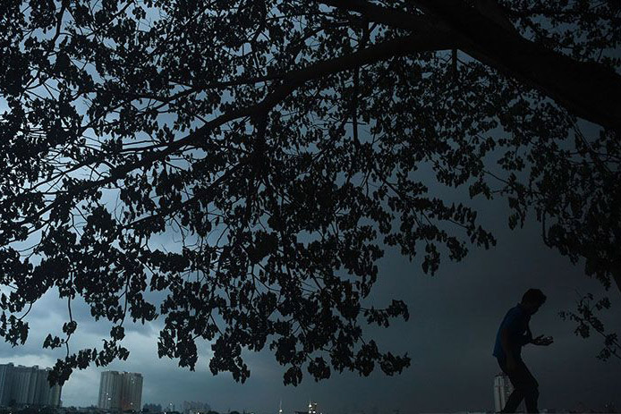 Dua wilayah Jakarta berpotensi diguyur hujan ringan pada Selasa siang Dua wilayah Jakarta berpotensi diguyur hujan ringan pada Selasa siang
