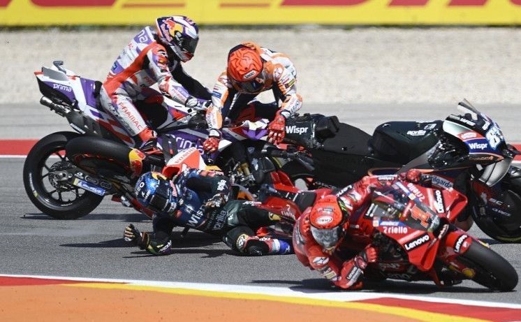 Oliveira bakal lewatkan MotoGP Valencia karena cedera