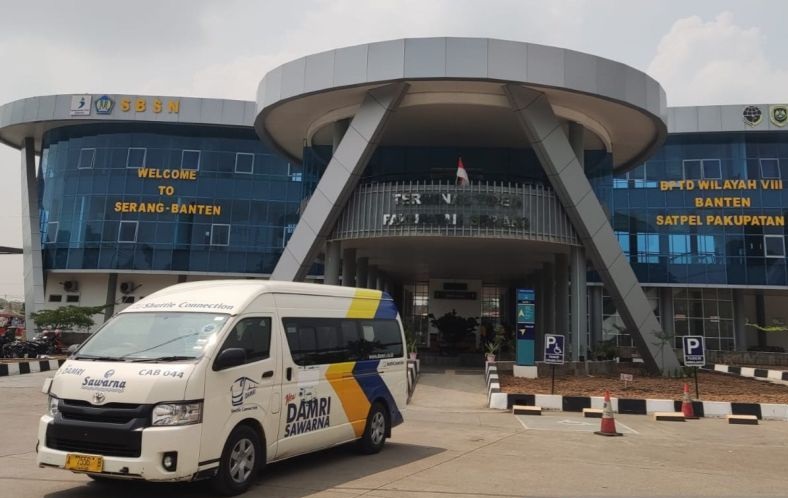 Damri sediakan pilihan armada menuju Pantai Sawarna Lebak Banten