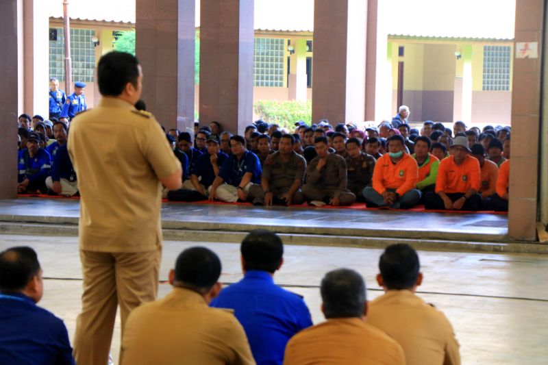 Wali Kota Tangerang ajak warga kelola sampah kurangi buangan ke TPA Wali Kota Tangerang ajak warga kelola sampah kurangi buangan ke TPA