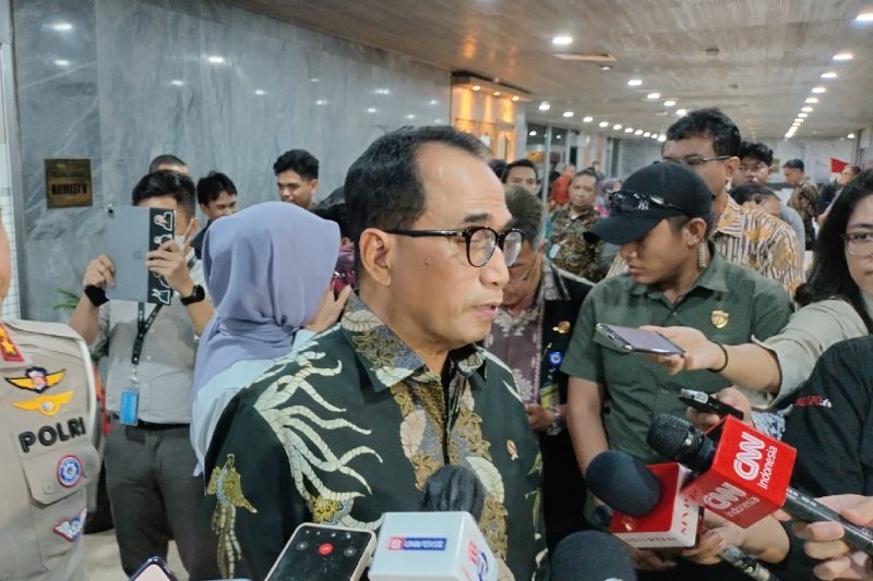 Menhub sediakan mudik gratis bagi pemudik motor Natal - tahun baru Menhub sediakan mudik gratis bagi pemudik motor Natal - tahun baru