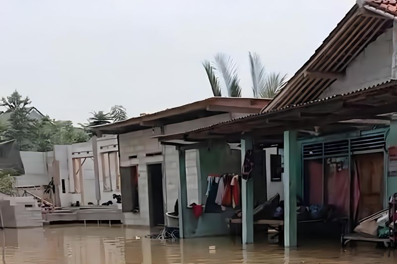 2.502 jiwa di Tangerang terdampak banjir luapan Sungai Cisadane 2.502 jiwa di Tangerang terdampak banjir luapan Sungai Cisadane