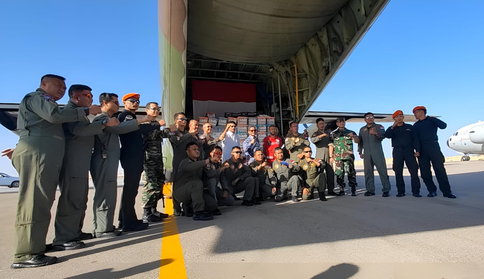 Bantuan kemanusiaan BAZNAS untuk Palestina tiba di Mesir Bantuan kemanusiaan BAZNAS untuk Palestina tiba di Mesir