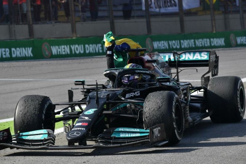 Hamilton sempat ragu usai alami dua musim sulit Hamilton sempat ragu usai alami dua musim sulit