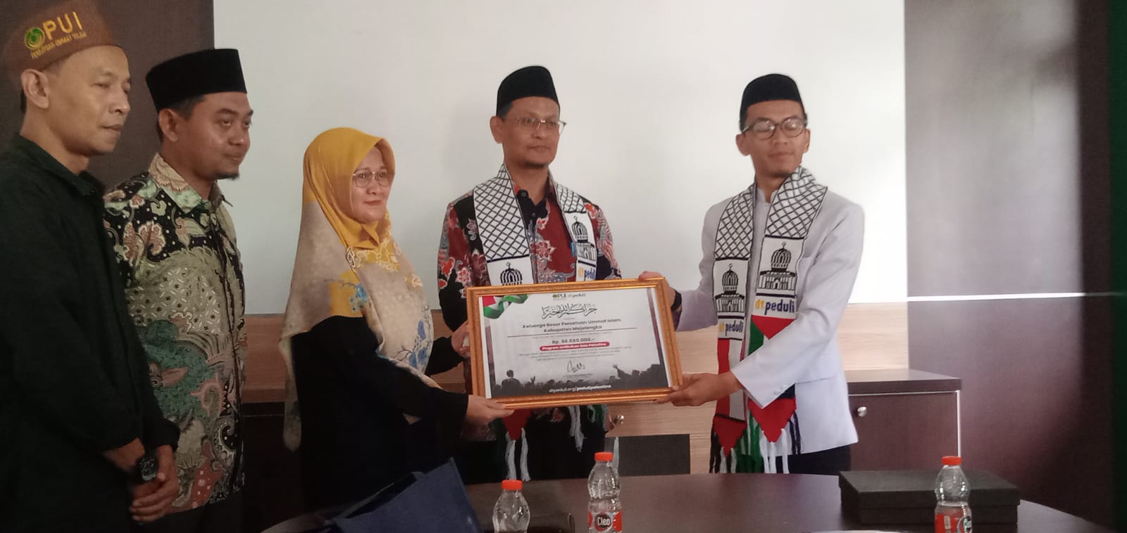 Gandeng DT Peduli, PUI Majalengka salurkan puluhan juta bagi Palestina Gandeng DT Peduli, PUI Majalengka salurkan puluhan juta bagi Palestina
