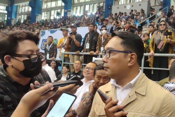 Ridwan Kamil ungkap dapat dua surat tugas maju Pilkada 2024 Ridwan Kamil ungkap dapat dua surat tugas maju Pilkada 2024