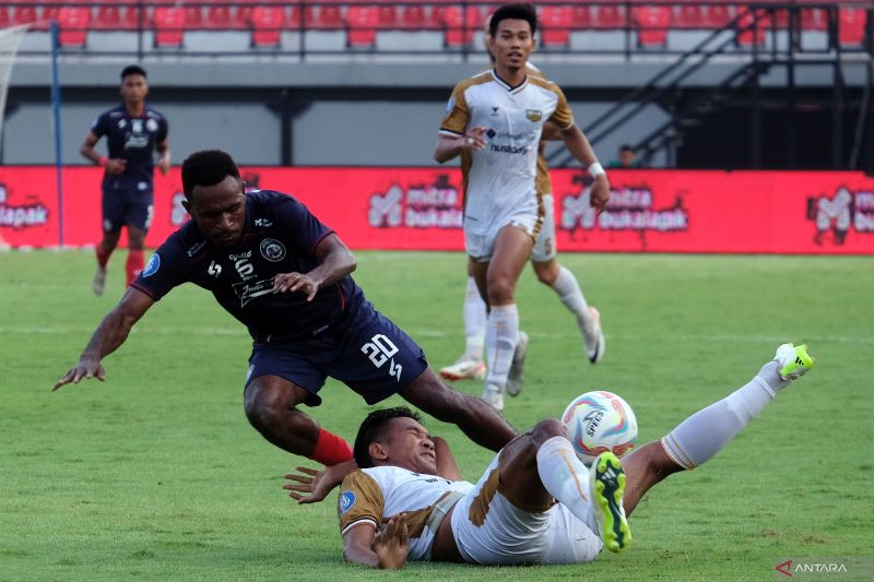 Dewa United ajukan protes ke PSSI perihal tiga wasit Dewa United ajukan protes ke PSSI perihal tiga wasit