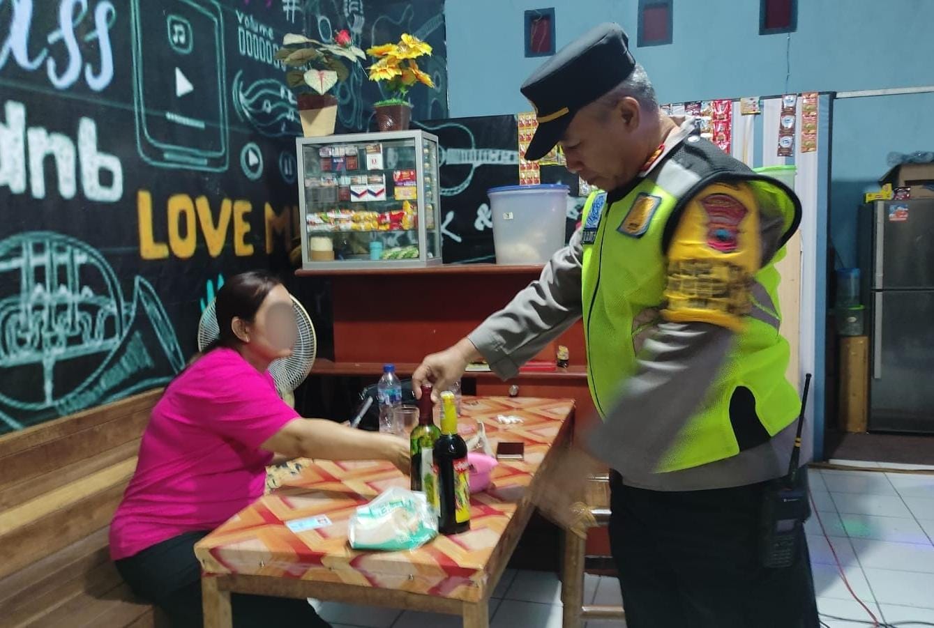 Tak jera, kafe di Kudus kembali kedapatan jual miras