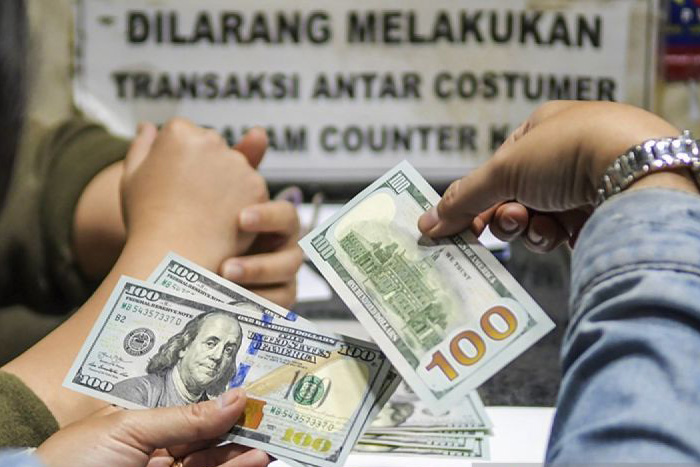Rupiah pada Selasa pagi menguat jadi Rp15.470 per dolar AS