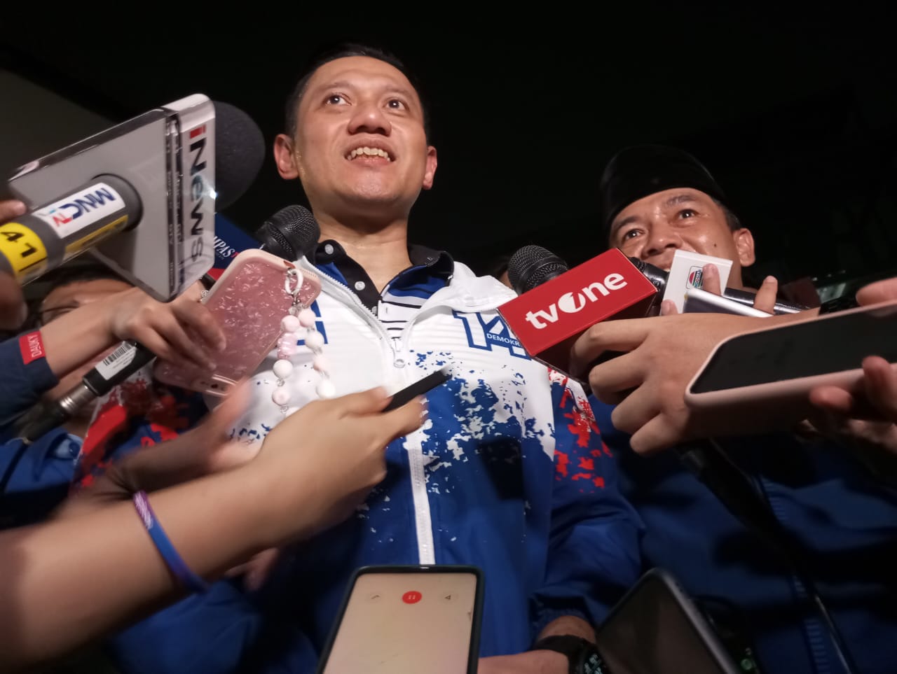 AHY dan SBY minta caleg Partai Demokrat kerja keras di Pemilu 2024 AHY dan SBY minta caleg Partai Demokrat kerja keras di Pemilu 2024