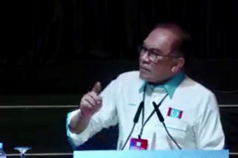 Malaysia beri pengecualian visa 30 hari bagi warga China dan India