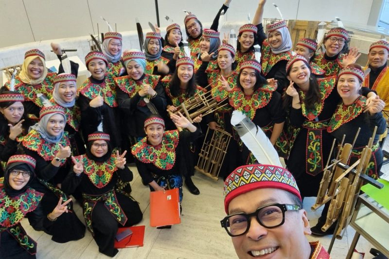 Alunan angklung Le Sangkuriang menggema di Markas PBB di Jenewa Alunan angklung Le Sangkuriang menggema di Markas PBB di Jenewa