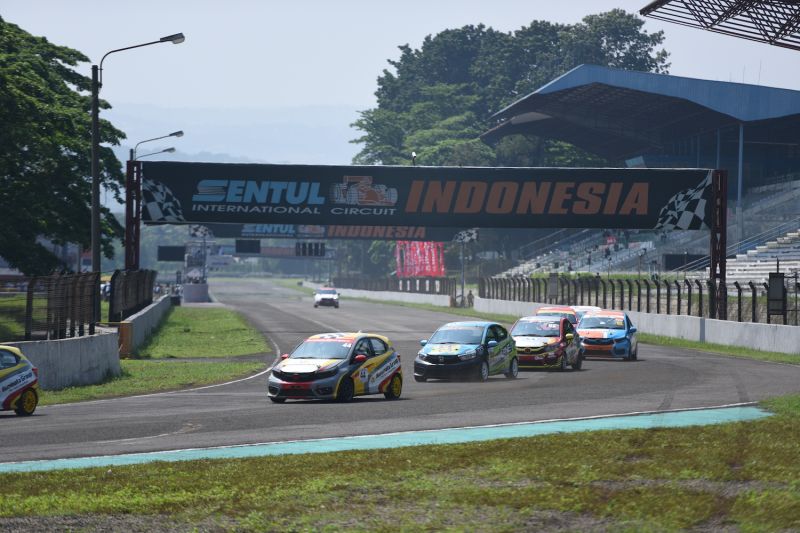 Ajang balap OMR HBSC jadi pembuktian kualitas Honda Brio Ajang balap OMR HBSC jadi pembuktian kualitas Honda Brio