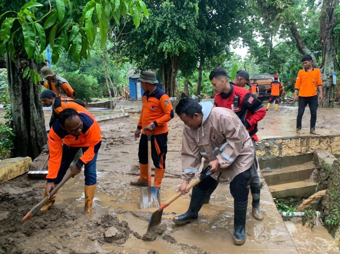 Kali ketiga, banjir bandang landa Desa Wonosoco, Kudus Kali ketiga, banjir bandang landa Desa Wonosoco, Kudus