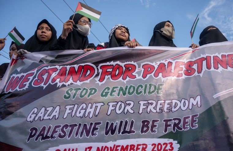 Palestina kecam pernyataan rasis anggota dewan Belanda Geert Wilders Palestina kecam pernyataan rasis anggota dewan Belanda Geert Wilders