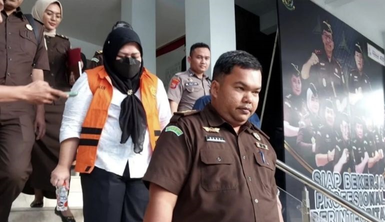 Kejati Riau tetapkan Mantan Rektor UIN Suska sebagai tersangka korupsi Kejati Riau tetapkan Mantan Rektor UIN Suska sebagai tersangka korupsi