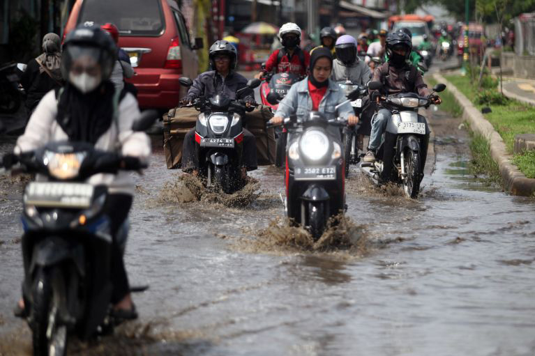 Mayoritas daerah di Indonesia berpotensi alami hujan lebat Mayoritas daerah di Indonesia berpotensi alami hujan lebat