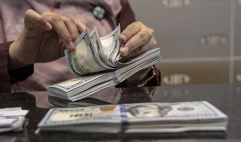 Rupiah melemah seiring potensi kenaikan suku bunga acuan AS
