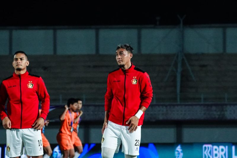 Persik Kediri lepas Gunawan Dwi Cahyo Persik Kediri lepas Gunawan Dwi Cahyo