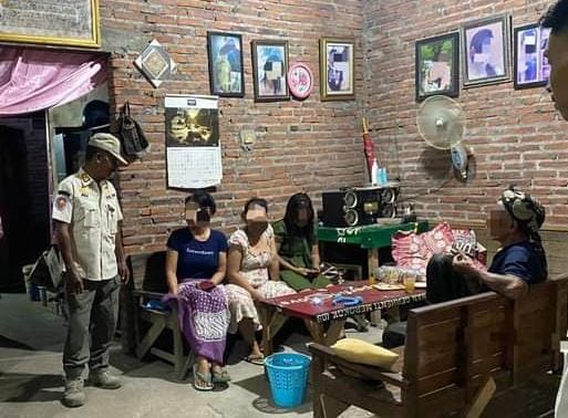 Diduga sediakan PSK, warung makan di Jalan Lingkar Selatan Kudus digrebek