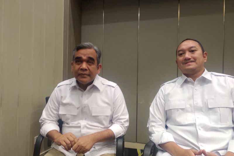 TKD Prabowo-Gibran bagi makan siang susu gratis di kampanye perdana TKD Prabowo-Gibran bagi makan siang susu gratis di kampanye perdana