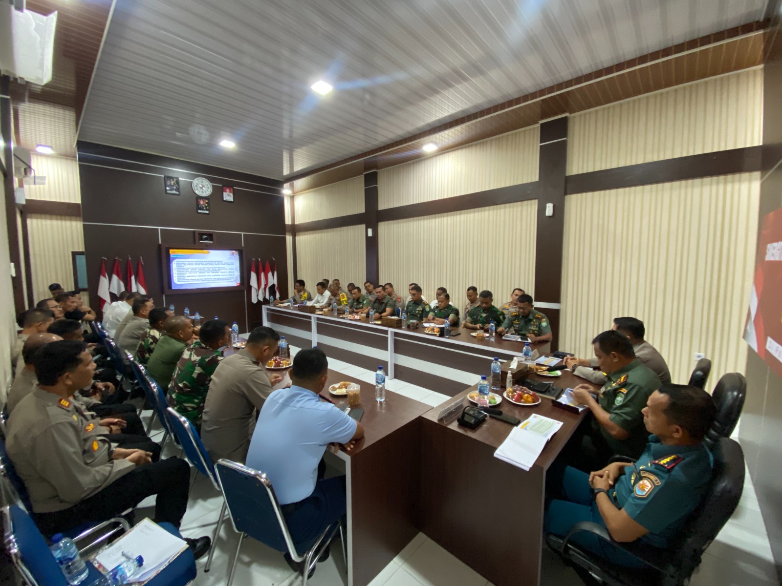 Sinergitas TNI Polri, Polres Aceh Utara gelar rapat bahas pemilu damai Sinergitas TNI Polri, Polres Aceh Utara gelar rapat bahas pemilu damai