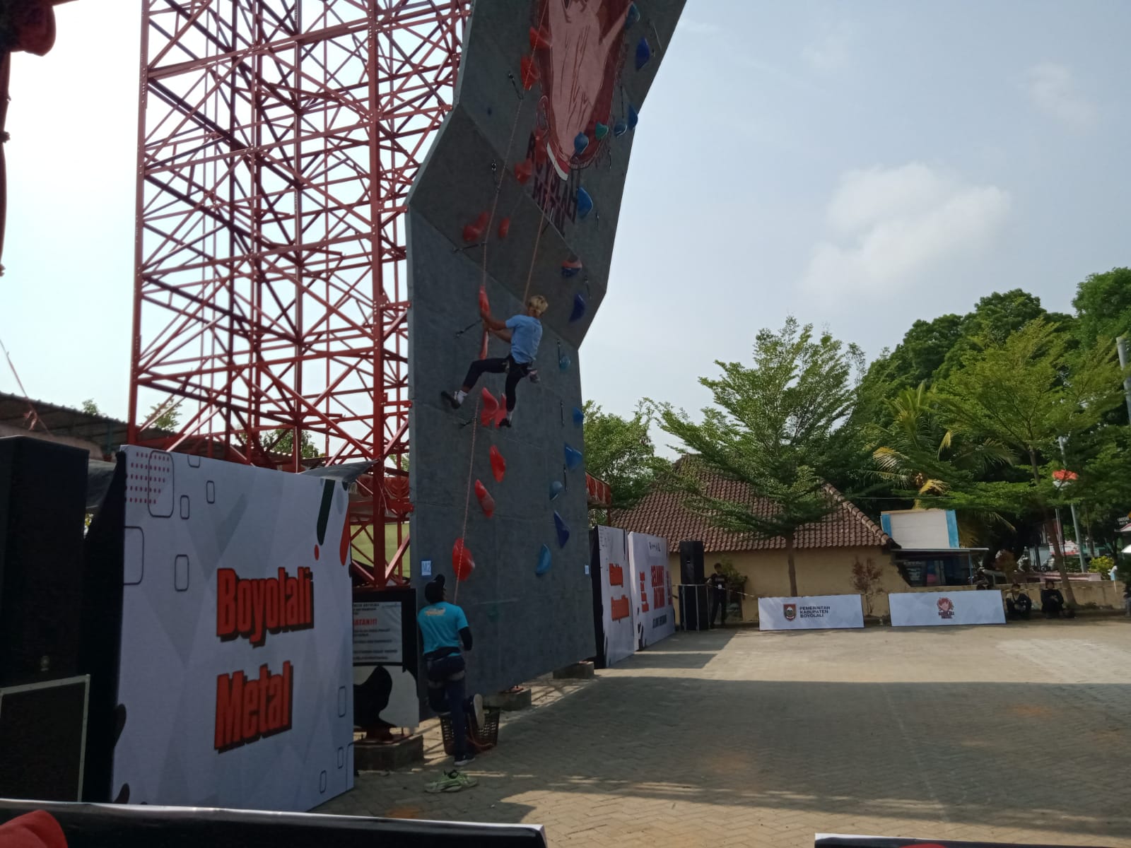 295 atlet se-Jawa-Bali ikuti Boyolali Metal Climbing Competition 2023Â 295 atlet se-Jawa-Bali ikuti Boyolali Metal Climbing Competition 2023Â