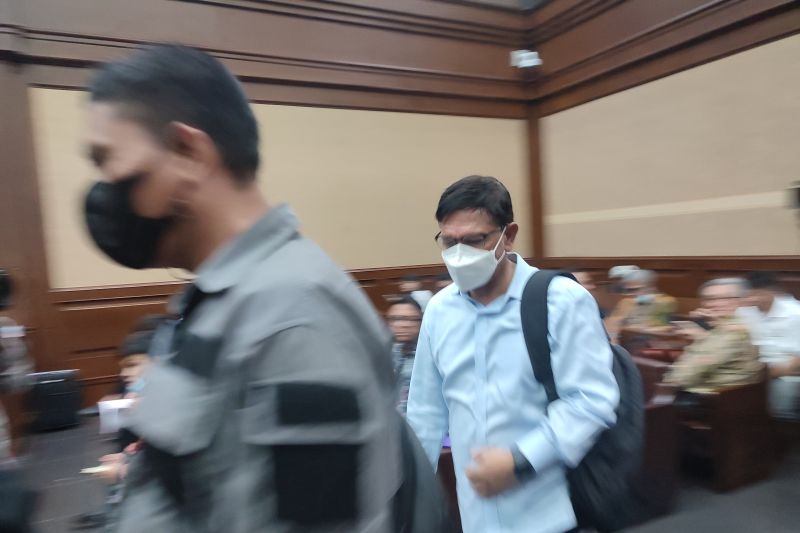 Johnny G Plate mohon pemblokiran 24 rekening istri dan anak dibuka Johnny G Plate mohon pemblokiran 24 rekening istri dan anak dibuka