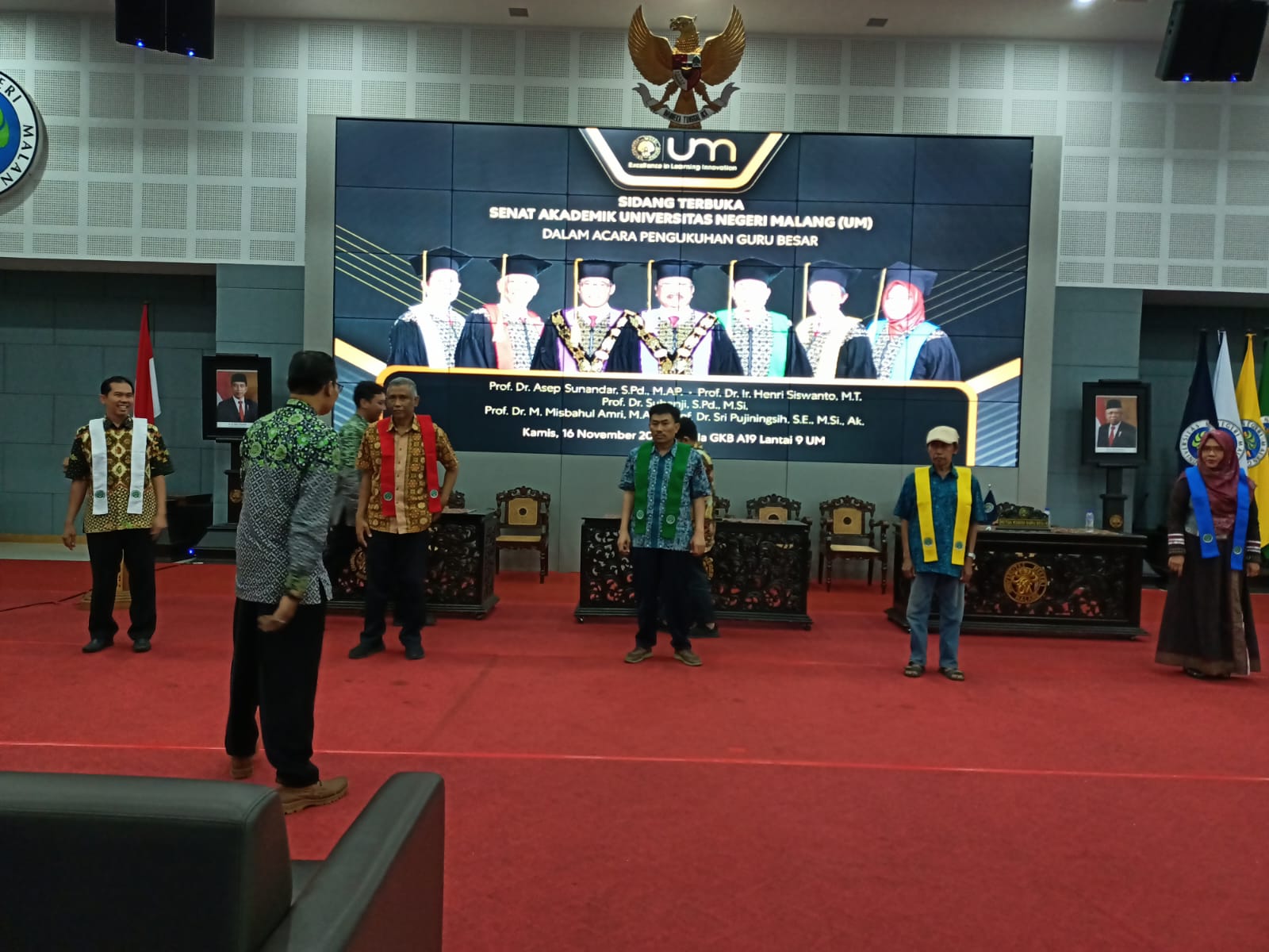 UM kukuhkan lima profesor di bulan Nopember 2023 UM kukuhkan lima profesor di bulan Nopember 2023