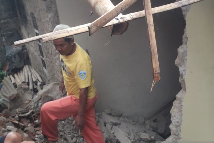 Hujan deras picu longsor di tiga kecamatan di Sukabumi