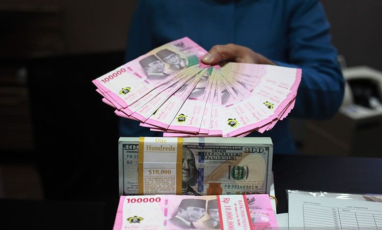 Rupiah pada Selasa pagi menguat jadi Rp15.695 per dolar AS