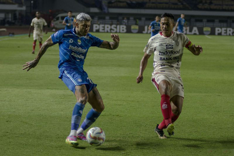 Hat-trick Ciro Alves warnai kemenangan 5-1 Persib atas Dewa United