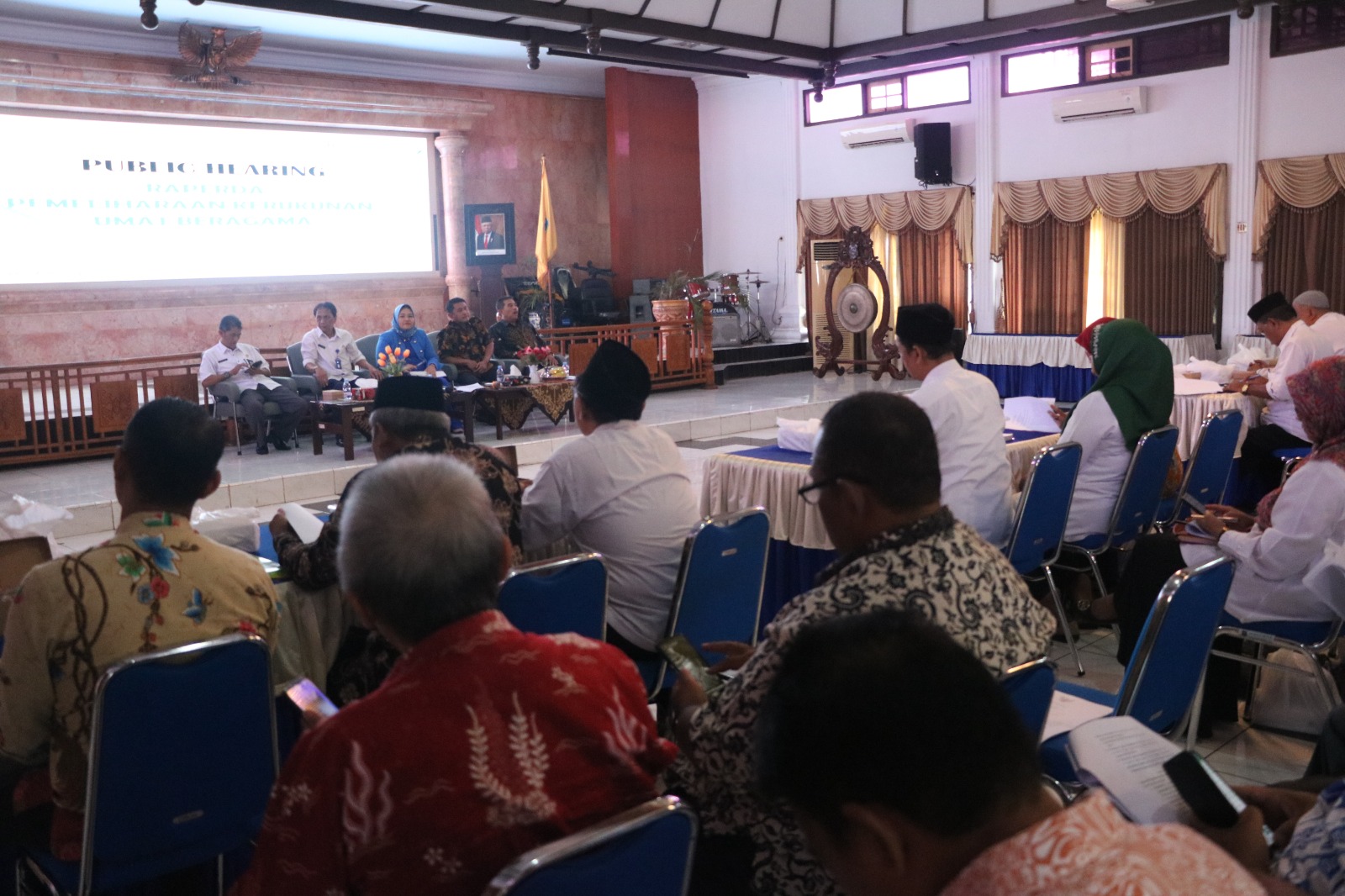 Pemnkot Tegal apresiasi public hearing raperda inisiatif pemeliharaan kerukunan umat beragama Pemnkot Tegal apresiasi public hearing raperda inisiatif pemeliharaan kerukunan umat beragama