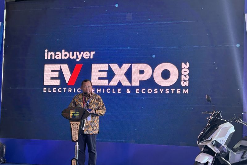 Asosiasi sebut minimnya dealer penyebab adopsi EV masih kecil Asosiasi sebut minimnya dealer penyebab adopsi EV masih kecil