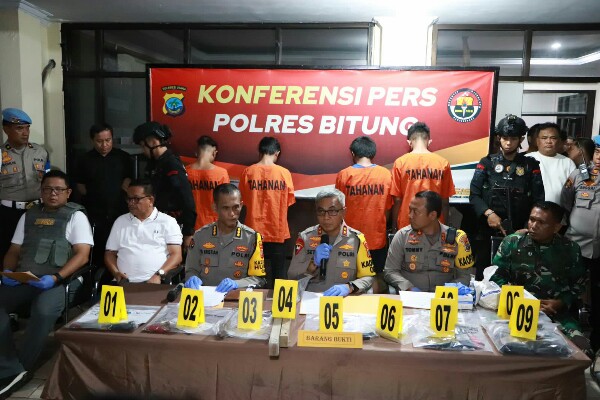 Pascabentrok dua kelompok di Kota Bitung, Kapolda Sulut katakan situasi sudah kondusif Pascabentrok dua kelompok di Kota Bitung, Kapolda Sulut katakan situasi sudah kondusifÂ