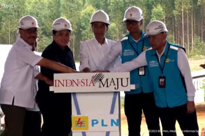 Jokowi katakan PLTS di IKN mampu kurangi 104 ribu ton emisi karbon tiap tahun