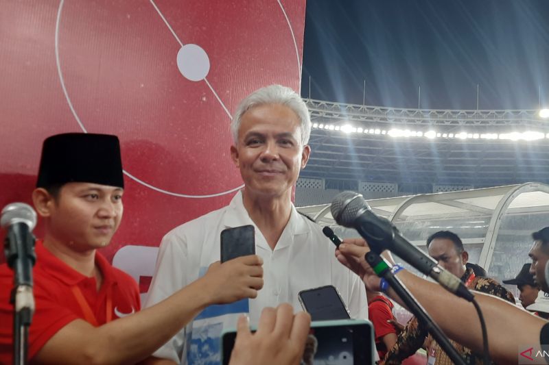 Ganjar tegaskan banteng tak boleh cengeng