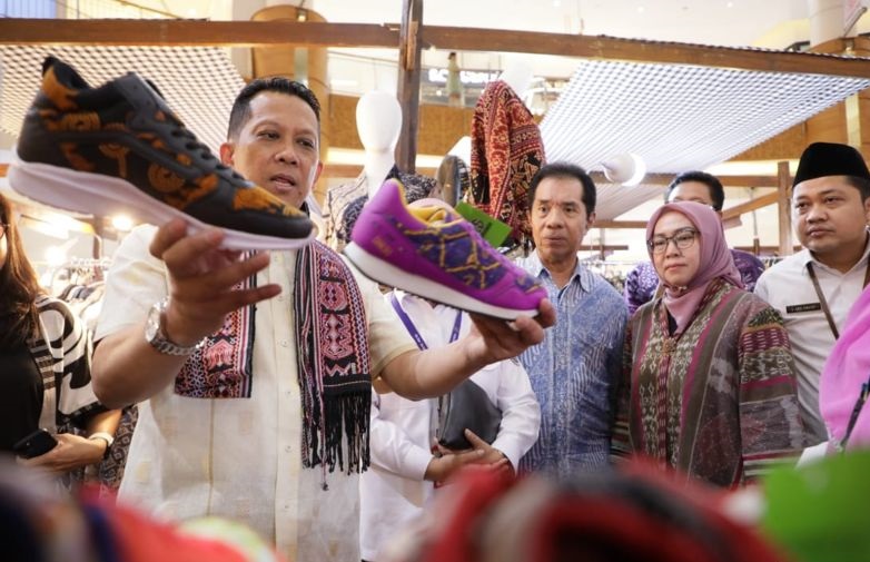 Pemkab Tangerang kenalkan produk UMKM di Pameran Nusacraft Lifestyle Pemkab Tangerang kenalkan produk UMKM di Pameran Nusacraft Lifestyle