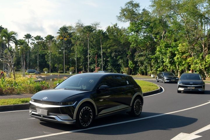 Ini penyebab adopsi mobil listrik di Indonesia lambat