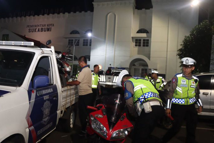 Puluhan kendaraan berknalpot bising di Sukabumi disita polisi Puluhan kendaraan berknalpot bising di Sukabumi disita polisi