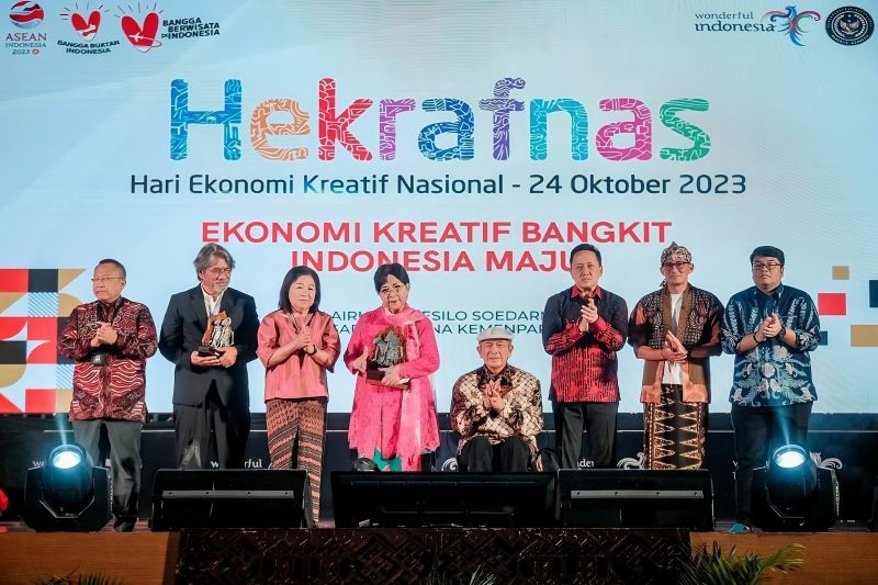 Menparekraf resmikan Hari Ekonomi Kreatif Nasional Menparekraf resmikan Hari Ekonomi Kreatif Nasional
