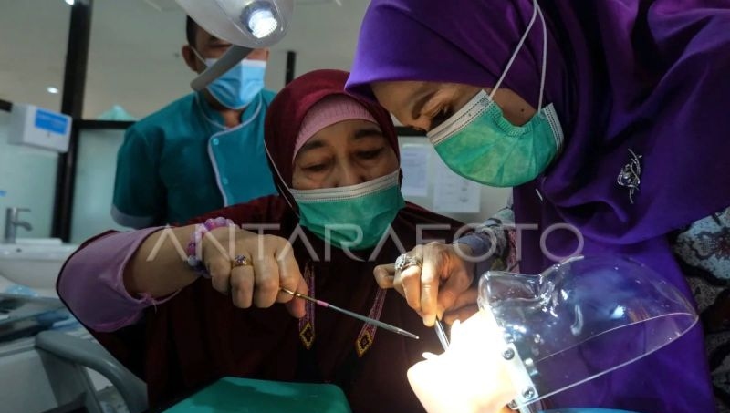 Dokter RSCM sebut gigi goyang tak harus dicabut